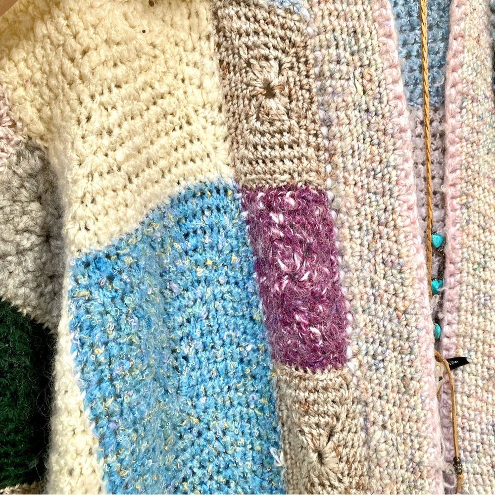SOLD⭐️Artisan Patchwork Duster boho wool jacket sweater hippy granny vibe - Picture 9 of 16
